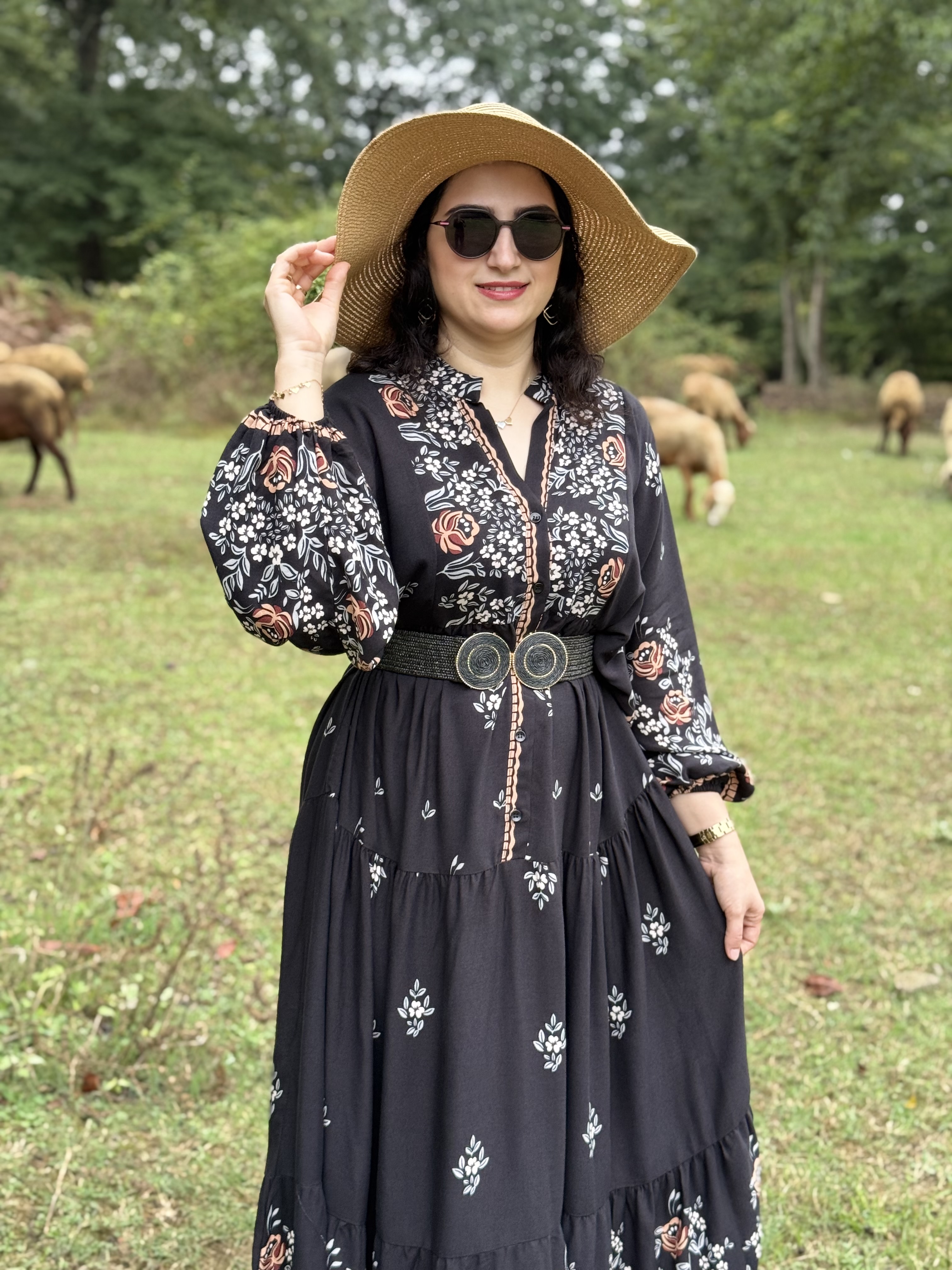 پیراهن ساحلی زنانه ترک برند آشیلدا جنس نخ طرح گل ریز