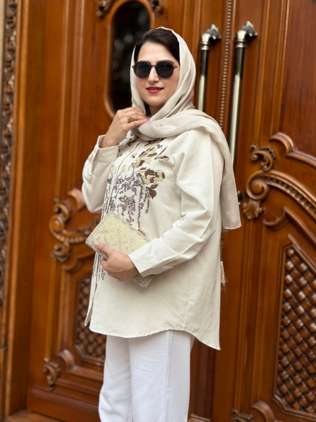 شومیز مجلسی لینن برند اورفئو رنگ کرم